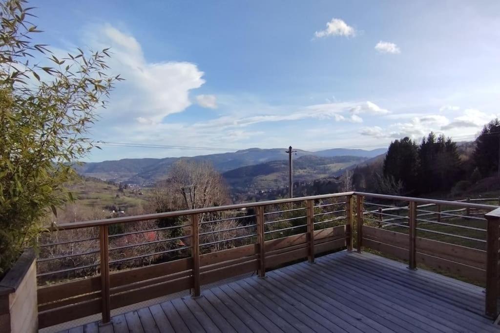 Aux Balcons De La Vallee Soultzeren Exterior foto